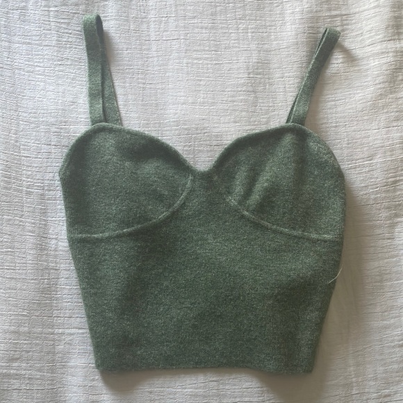 Wilfred Fitted Tank - Picture 1 of 3